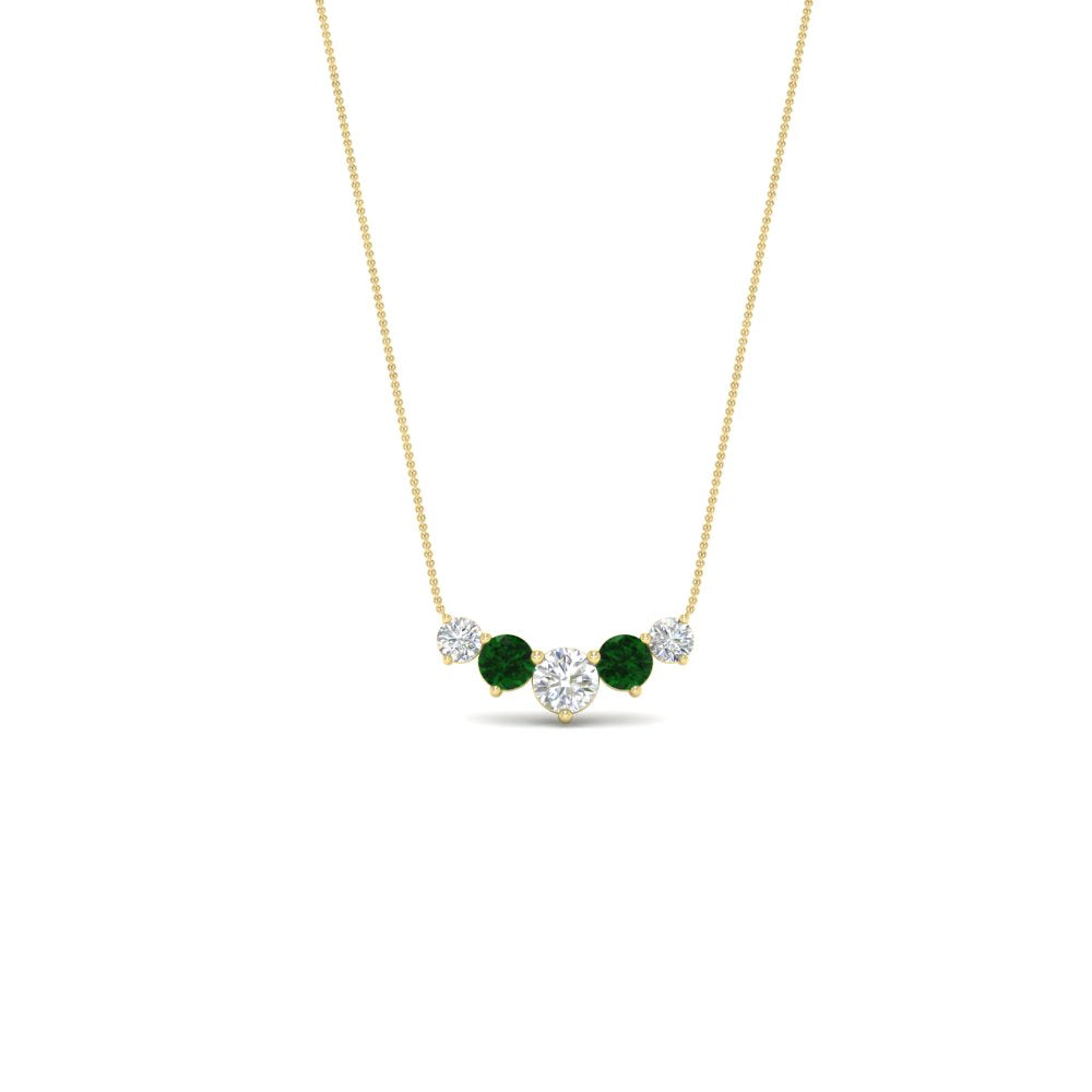 0.75 Carat Graduating Round Diamond Pendant