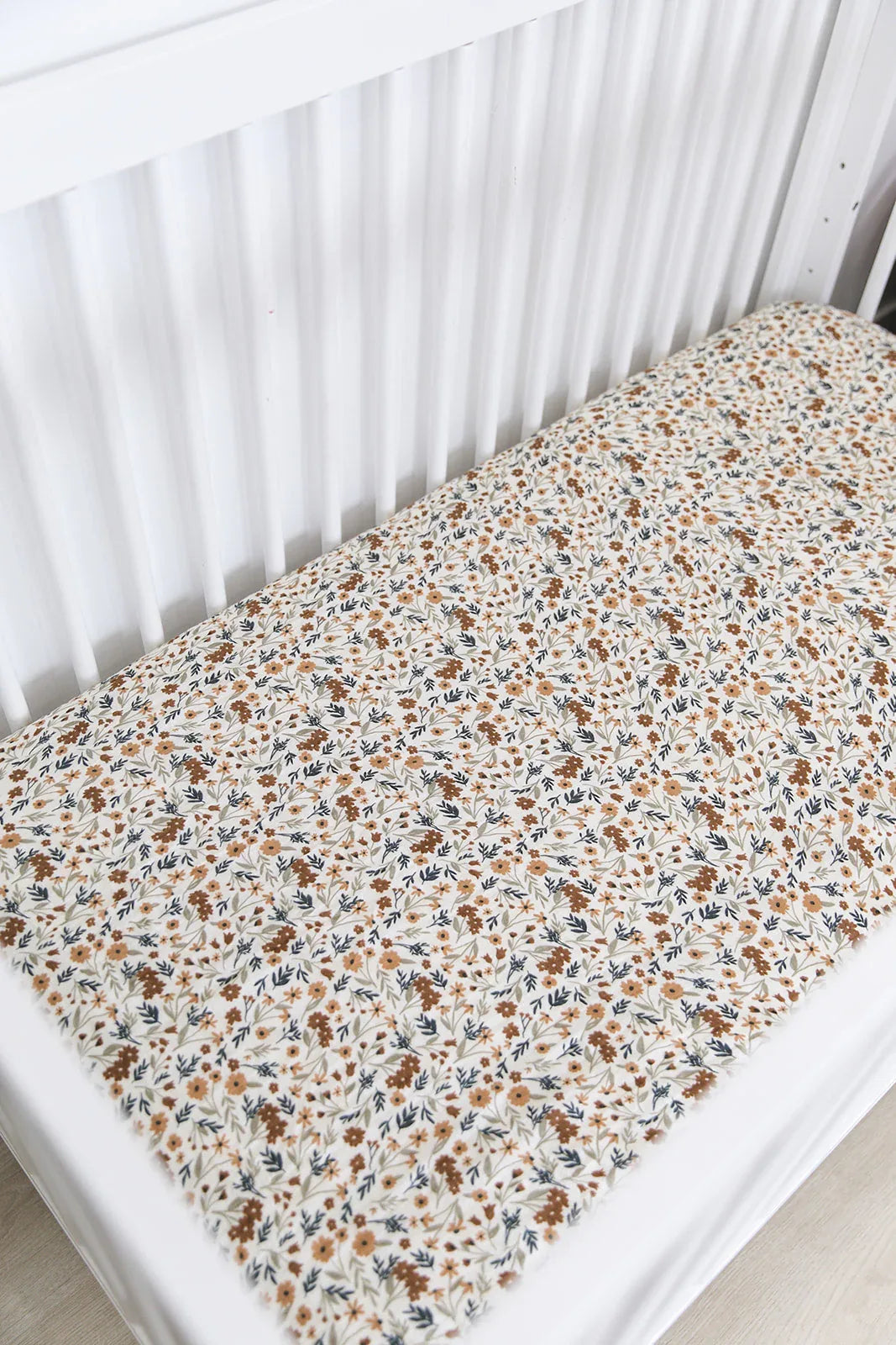 Harvest Floral Muslin Crib Sheet - BIG FRENCHIES