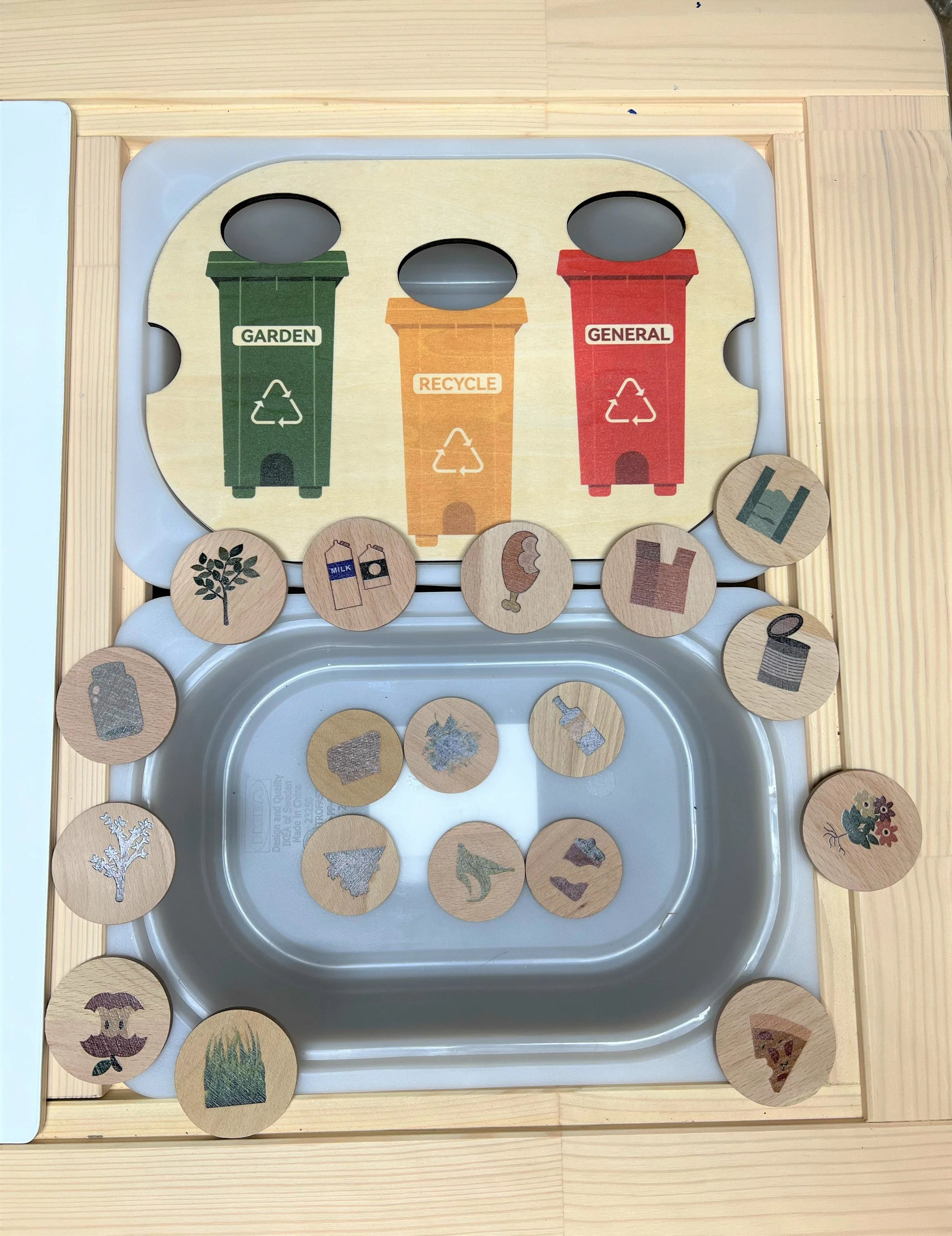 **Pre-order (Ships in 3-4 Weeks)**FLISAT Sensory Bin Insert Activity Board - BIG FRENCHIES