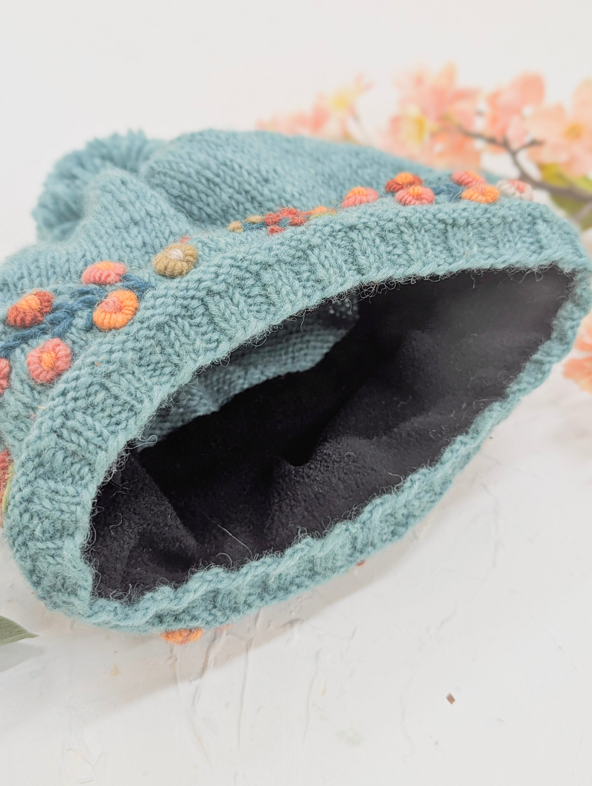 Mathilde Wool Knit Embroidered Hat - BIG FRENCHIES