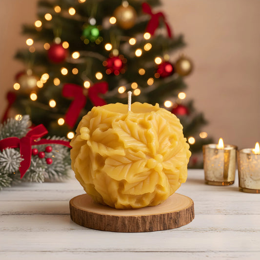 Holly Leaf & Berry Beeswax Candle - BIG FRENCHIES