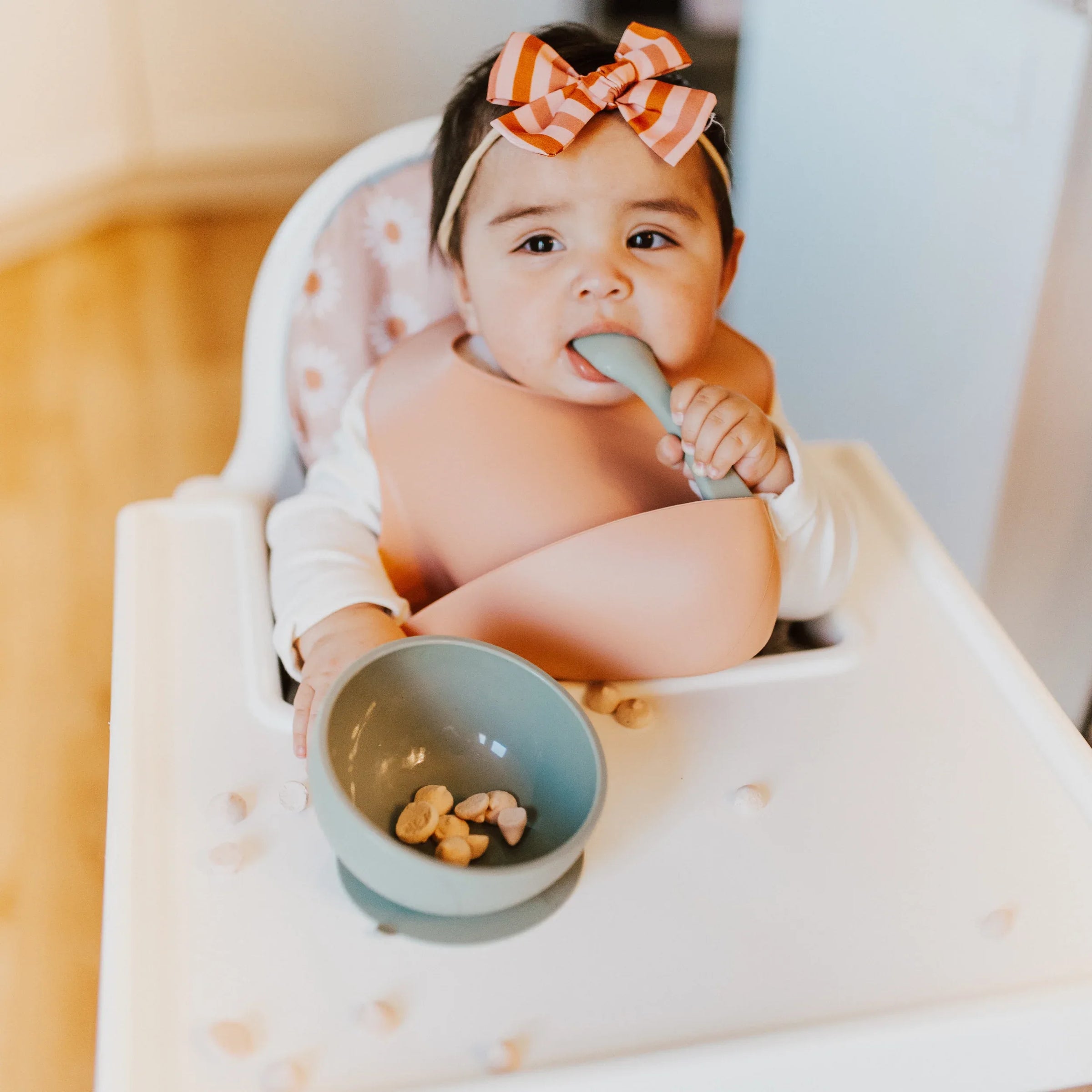 Apricot Suction Bowl and Spoon Set - BIG FRENCHIES