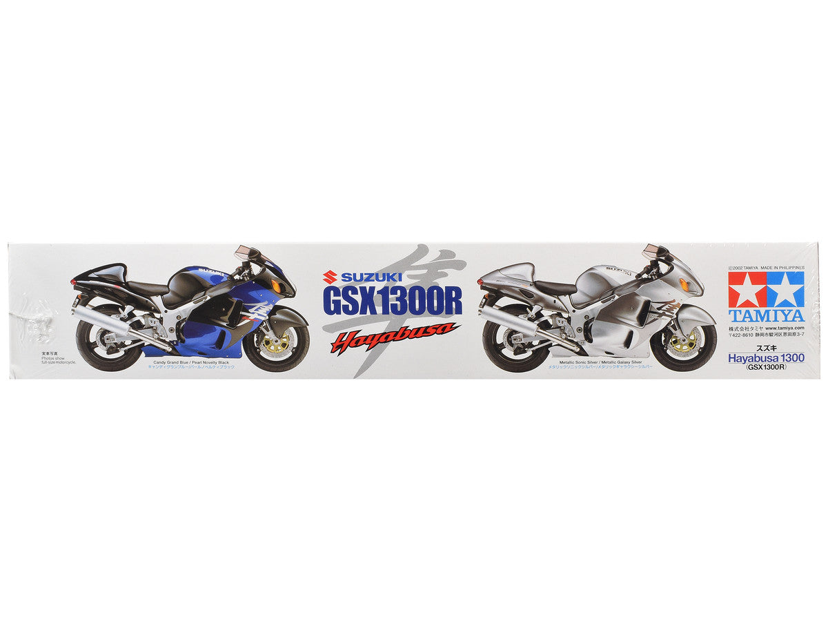 Model Kit Suzuki GSX1300R Hayabusa Motorcycle 1/12 Scale Model by Tamiya