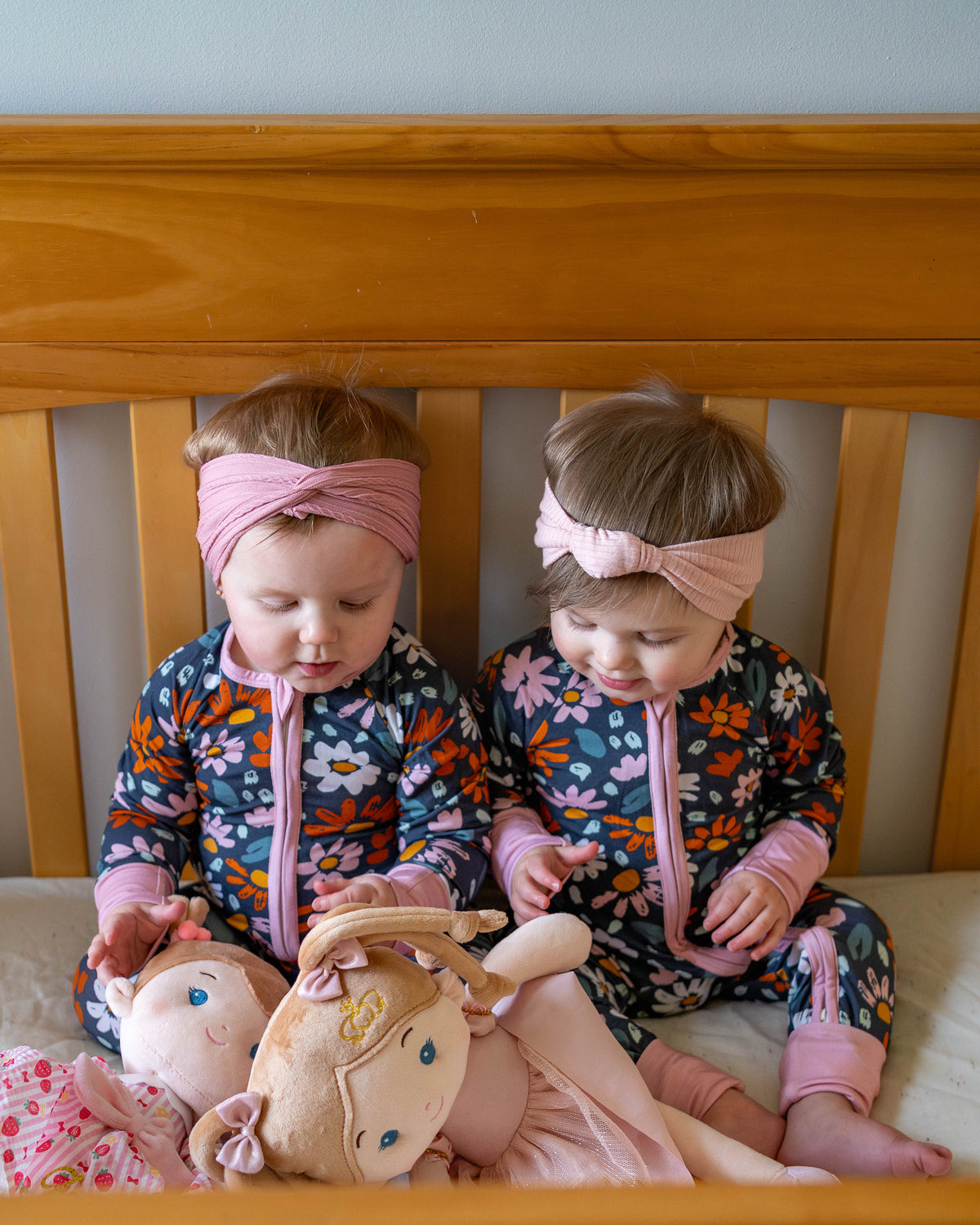 Navy wildflower bamboo zippy - BIG FRENCHIES