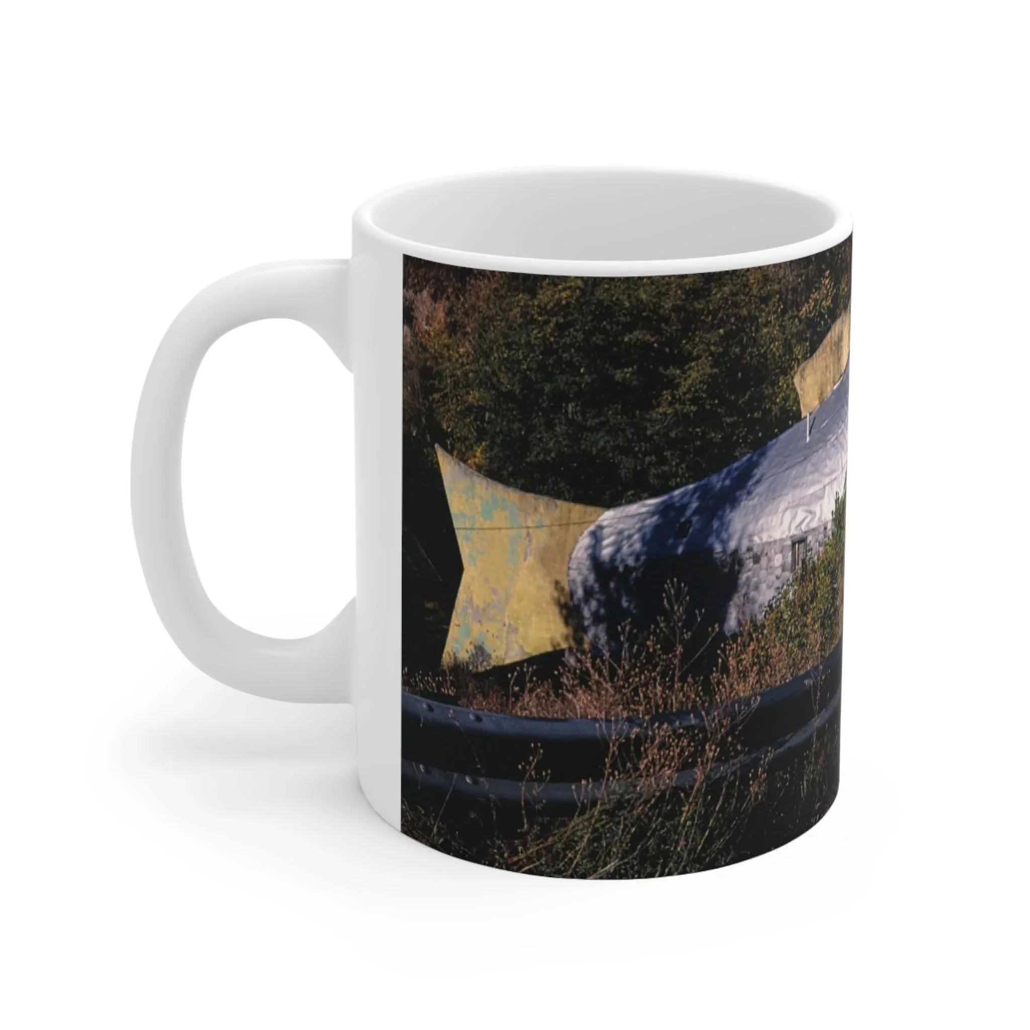 ROADSIDE MUGS - Fish Inn Ceramic Mug 11oz - BIG FRENCHIES