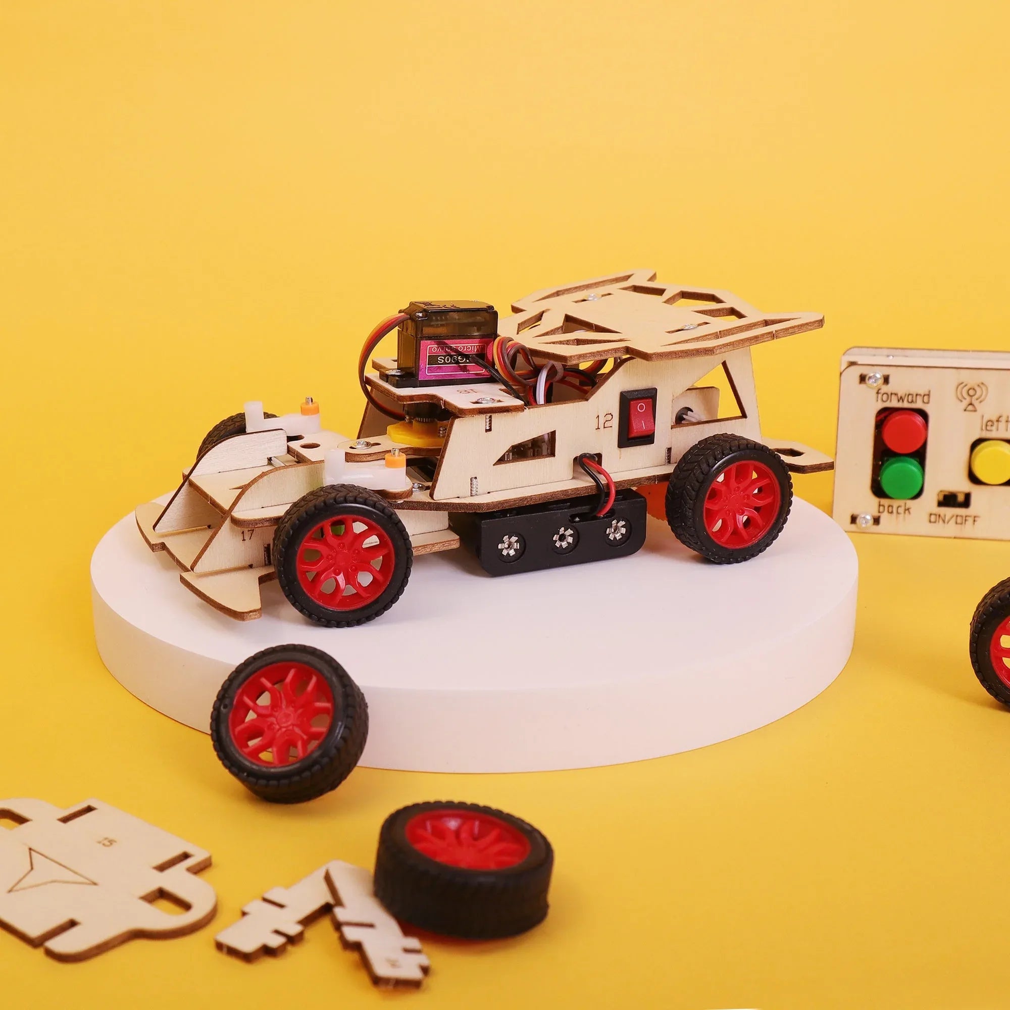 Steering Remote-Controlled Car DIY Kit, Educational STEM Toy - BIG FRENCHIES
