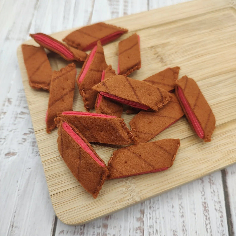 Felt pieces of meat, play food - BIG FRENCHIES