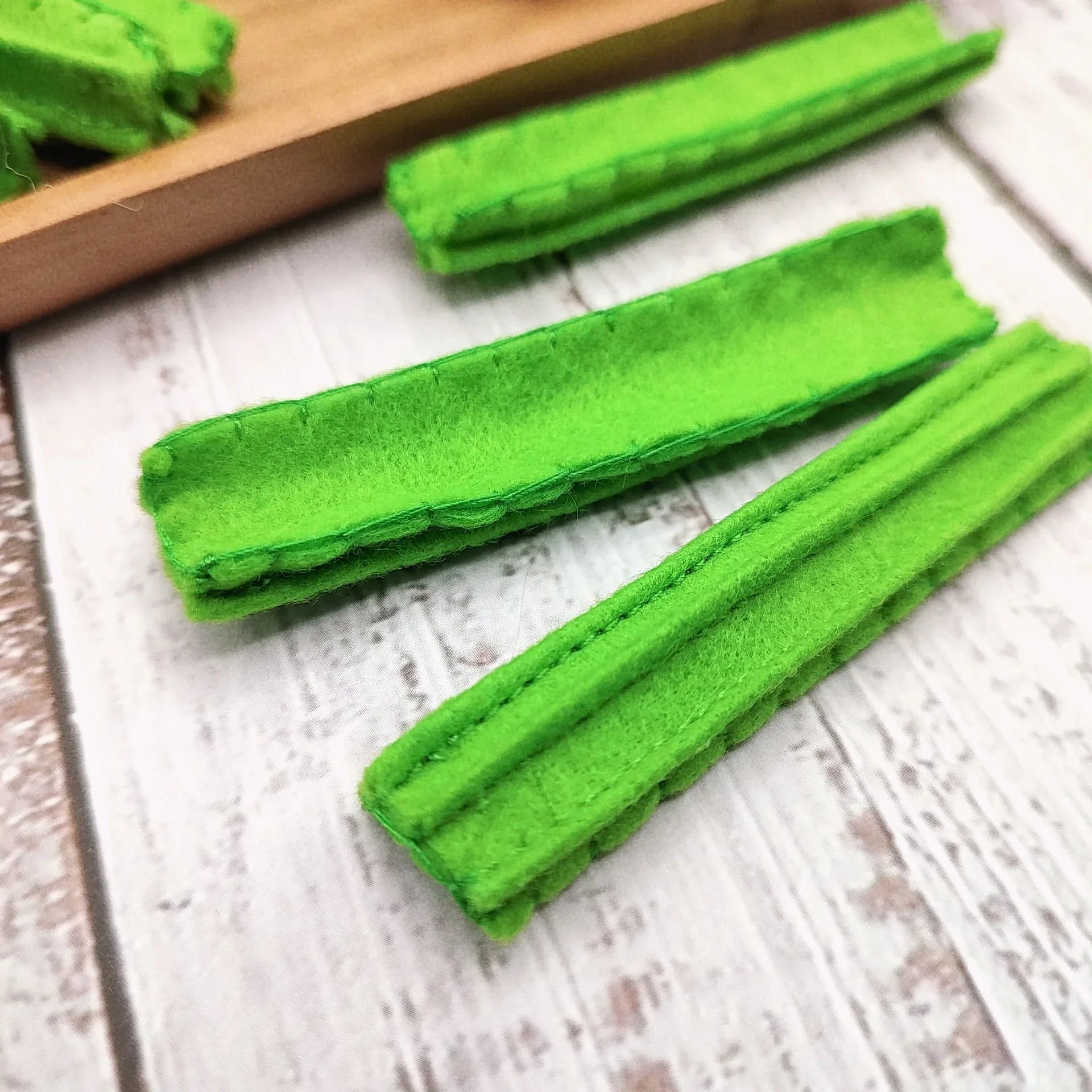 Celery felt play food vegetable - BIG FRENCHIES