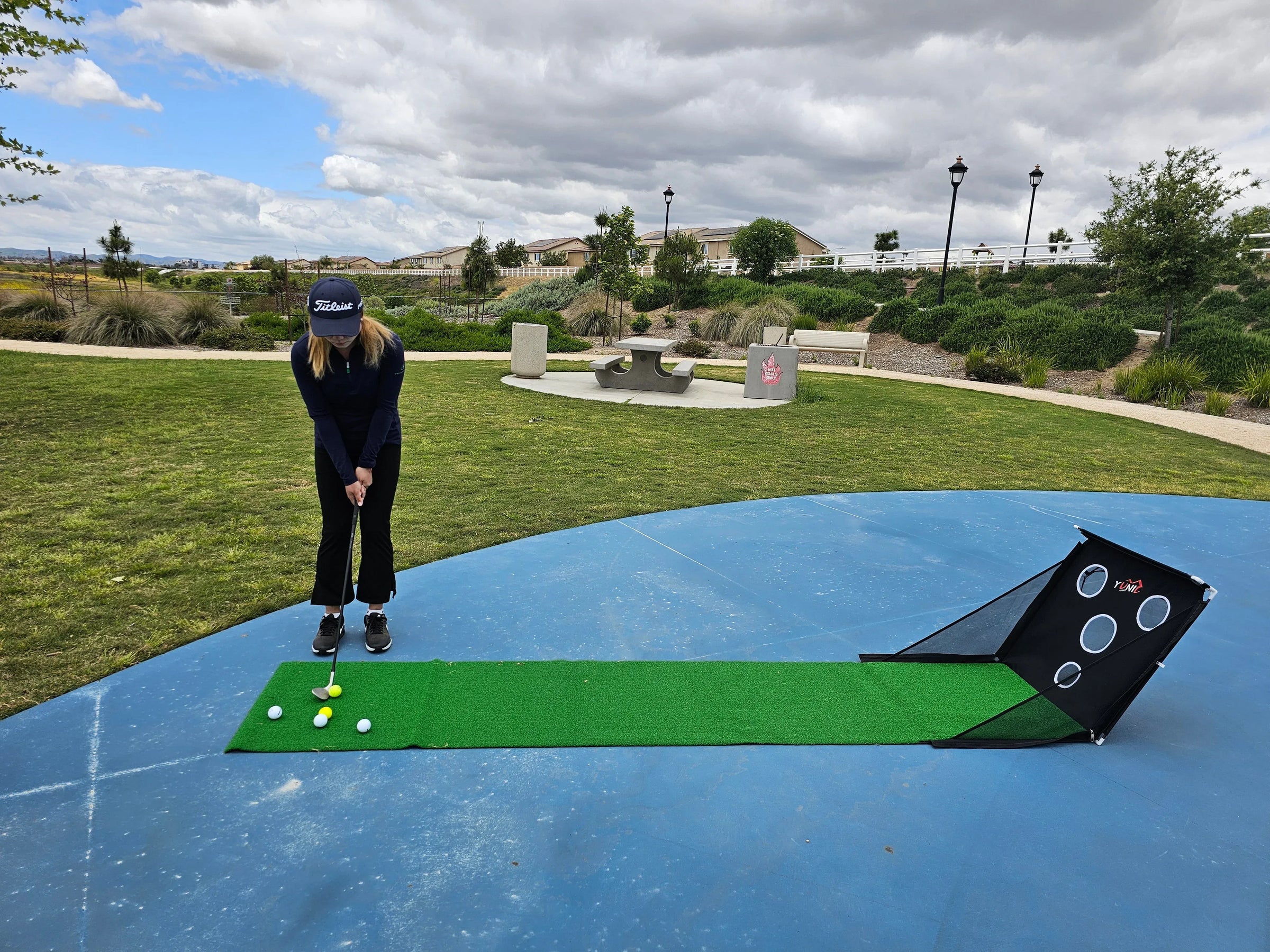 Golf Practice Chipping Net - BIG FRENCHIES