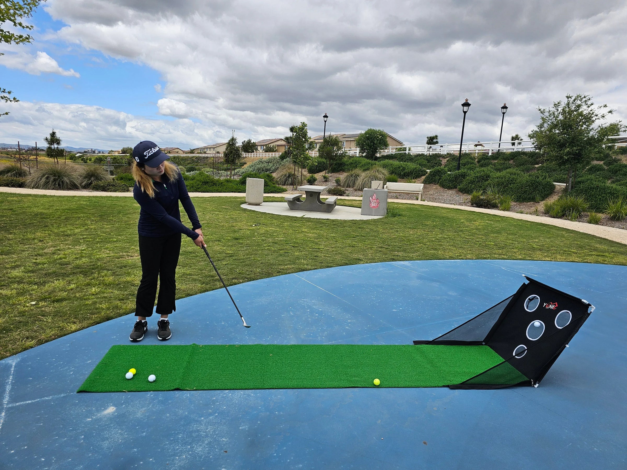 Golf Practice Chipping Net - BIG FRENCHIES