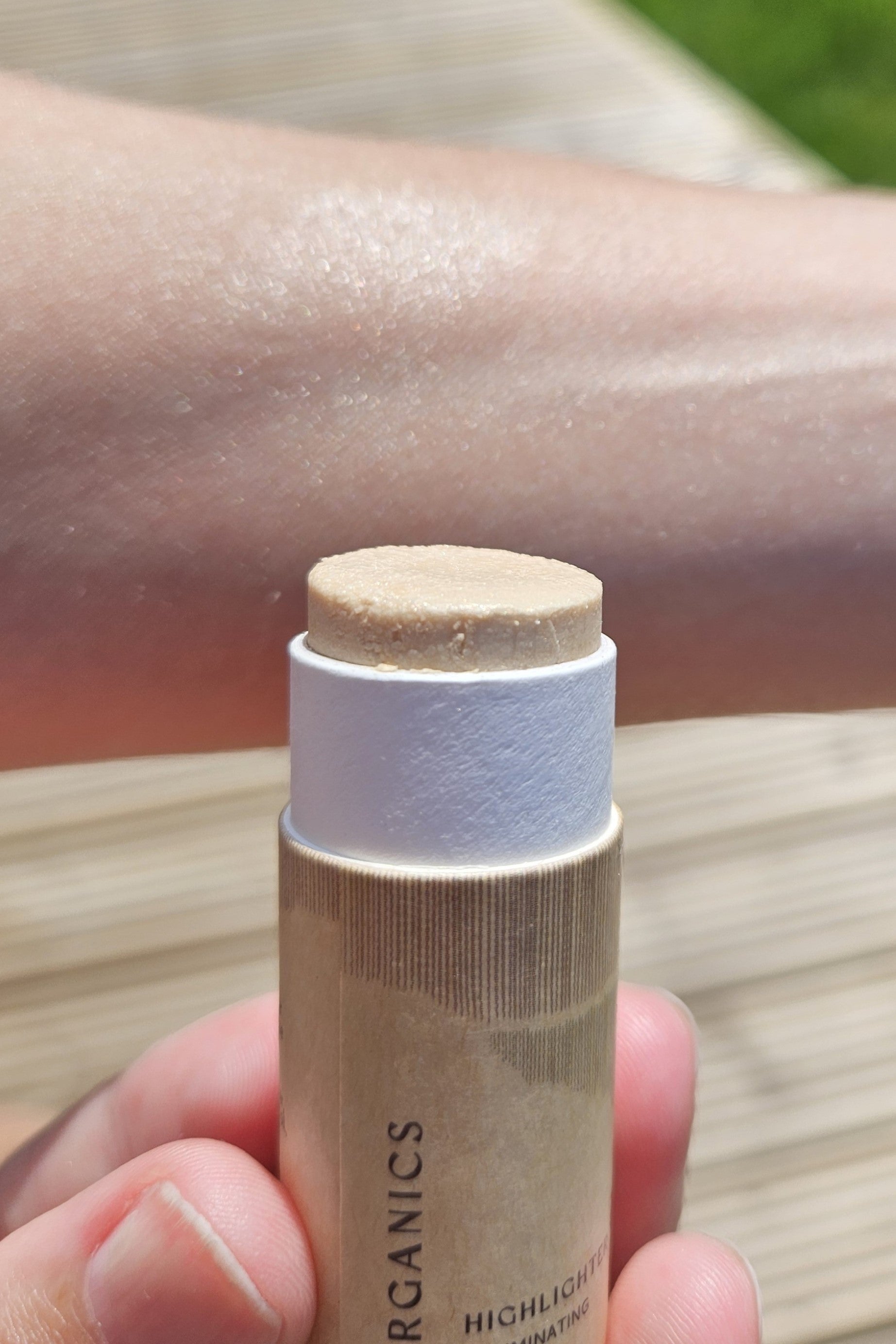 Illumi Creamy Vegan Highlighter Stick - BIG FRENCHIES