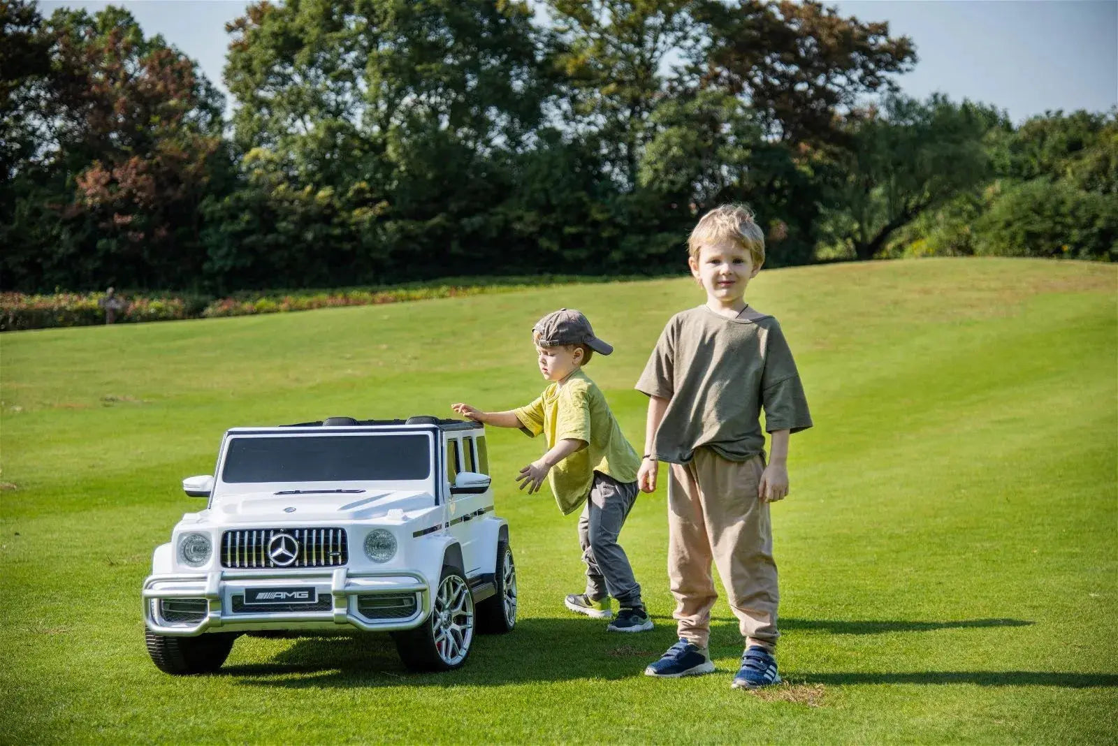 24V 4x4 Mercedes Benz G63 AMG 2 Seater G Wagon Ride on Car - BIG FRENCHIES