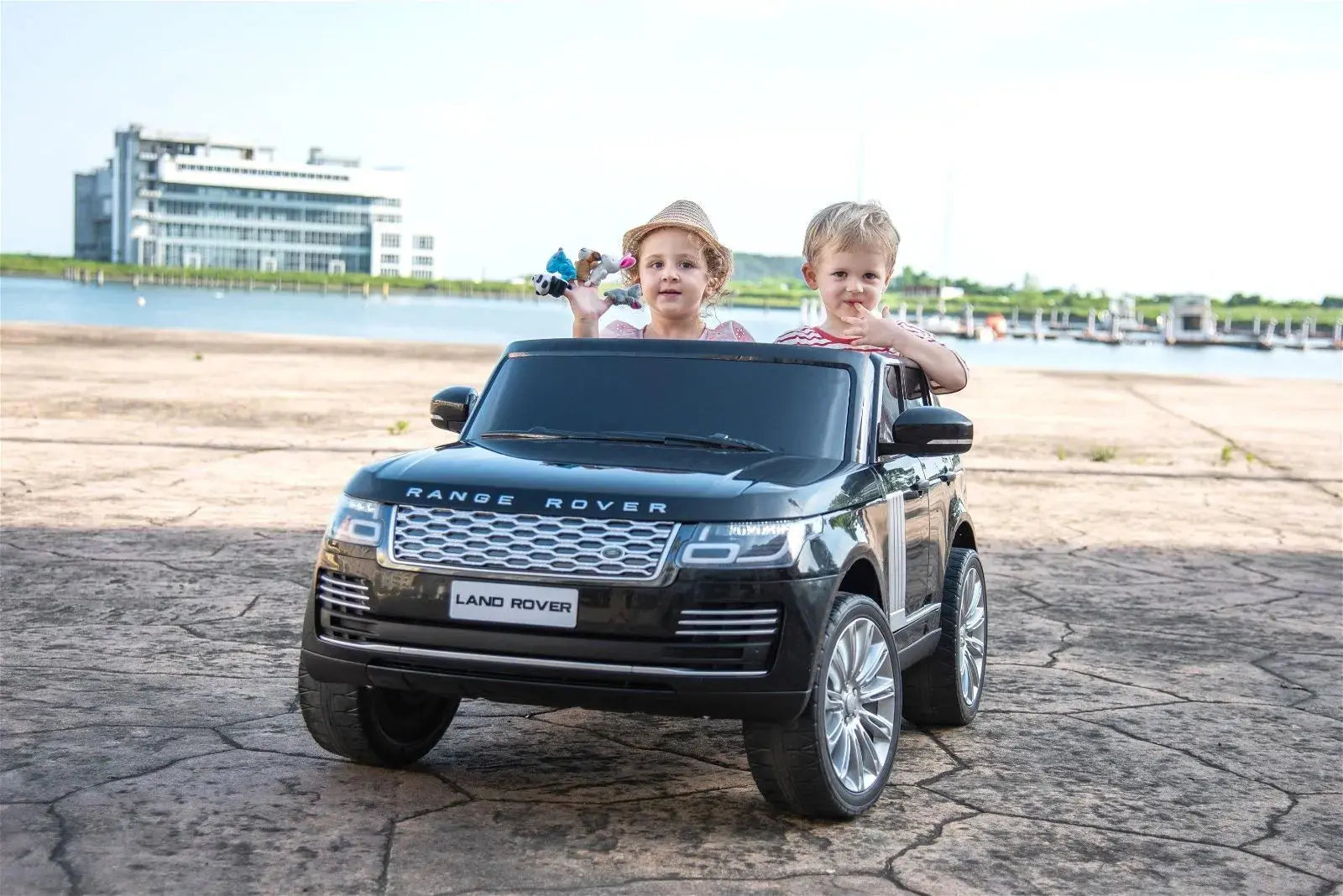 24V Range Rover HSE 2 Seater Ride on - BIG FRENCHIES