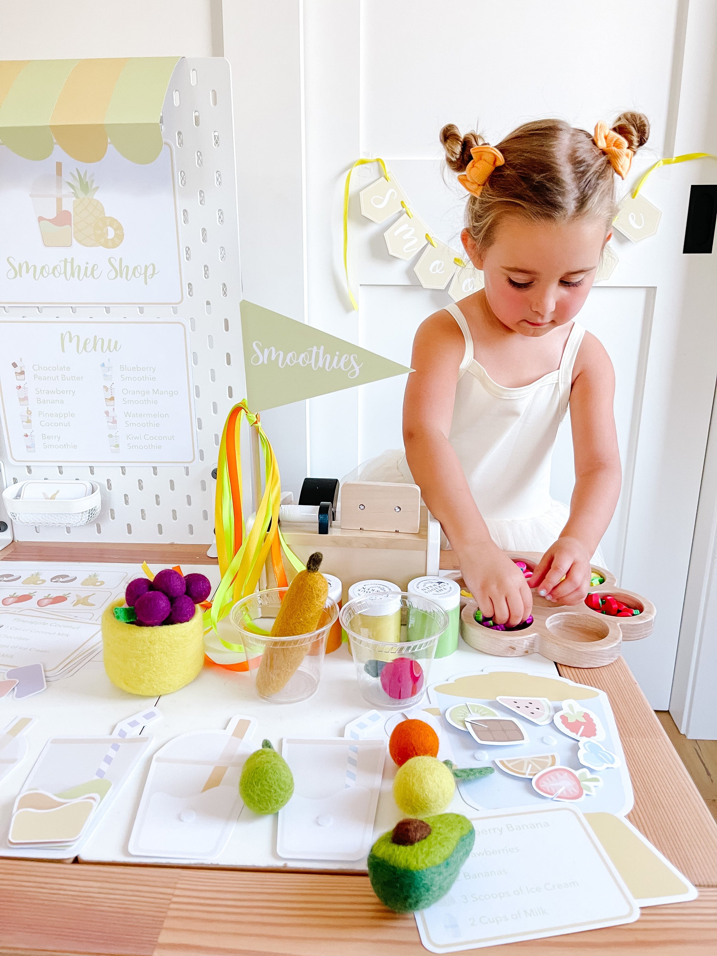 Smoothie Shop Dramatic Play Kit