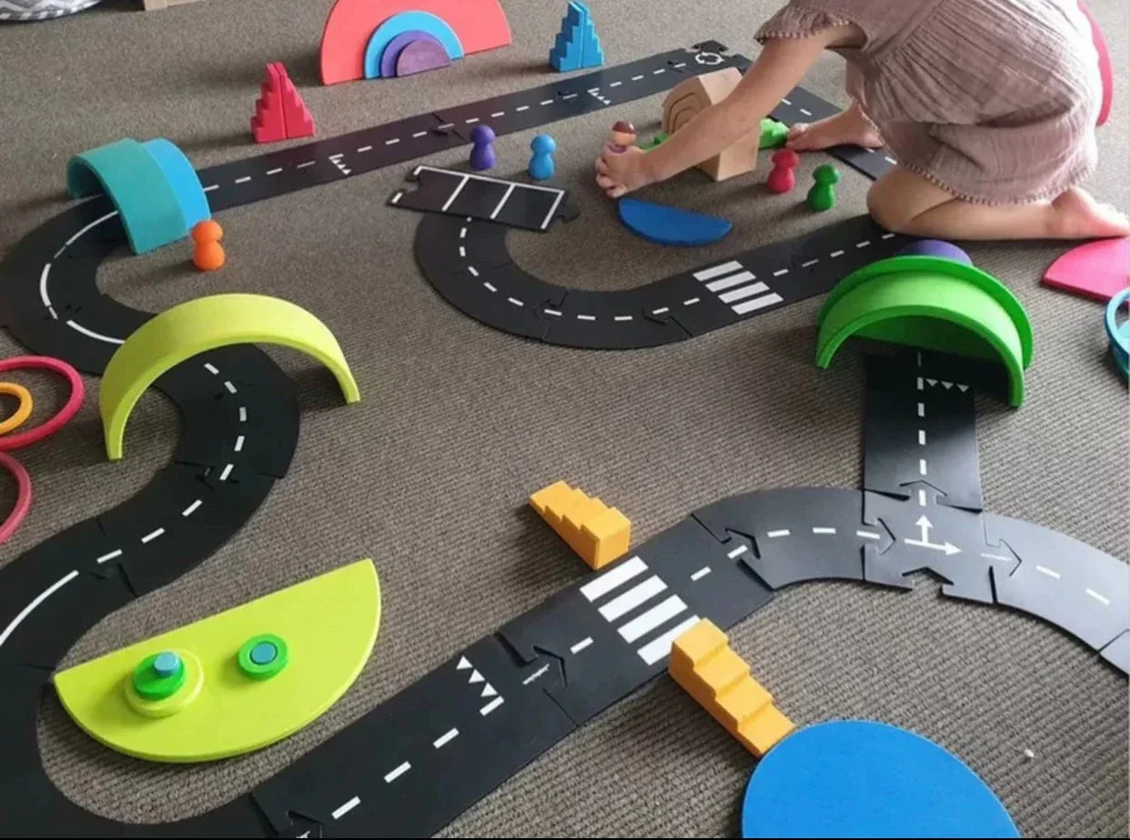 Flexible Rubber Roads Play Set – Open-Ended City & Car Track Play - BIG FRENCHIES