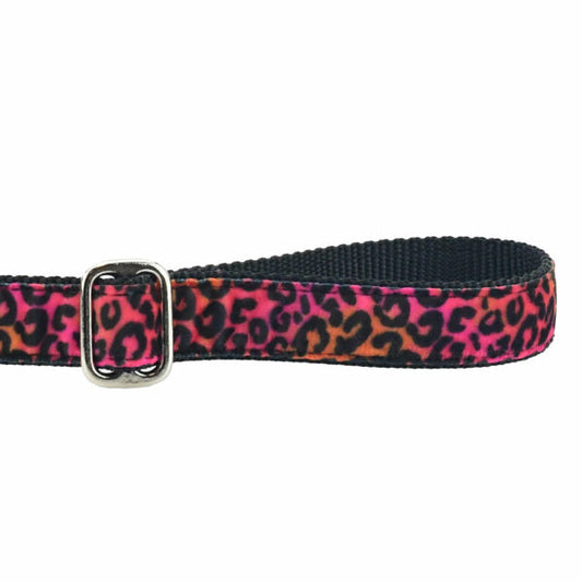 Wild Kitty Pink Velvet Dog Leash