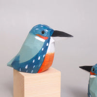Hand-Carved Wooden Bird Figurine – Hummingbird - BIG FRENCHIES