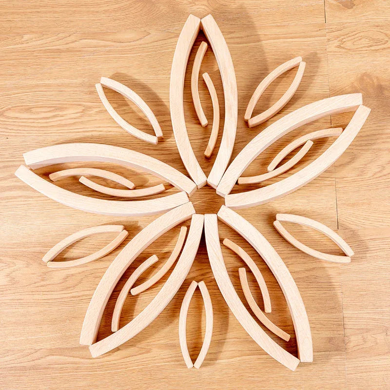 **Pre-order (Ships in 2-3 Weeks)**28 Pcs Mini Curved Natural Wooden Building Blocks with Storage Tray - BIG FRENCHIES