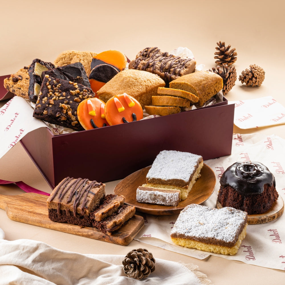 Grand Halloween Party Gift Box - BIG FRENCHIES