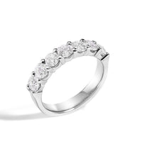 14K White Gold 1 1/2 Cttw Diamond 7 Stone Band Ring