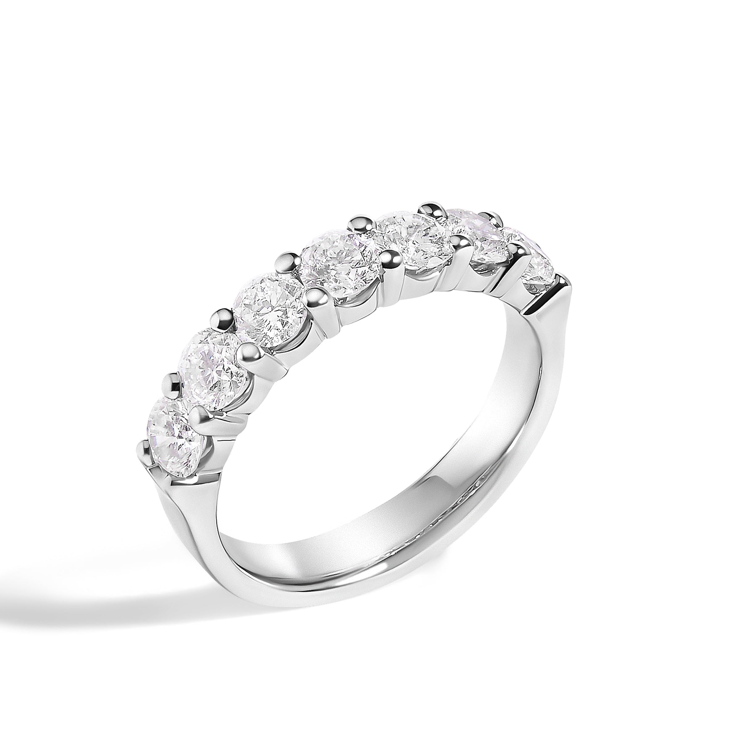 14K White Gold 1 1/2 Cttw Diamond 7 Stone Band Ring