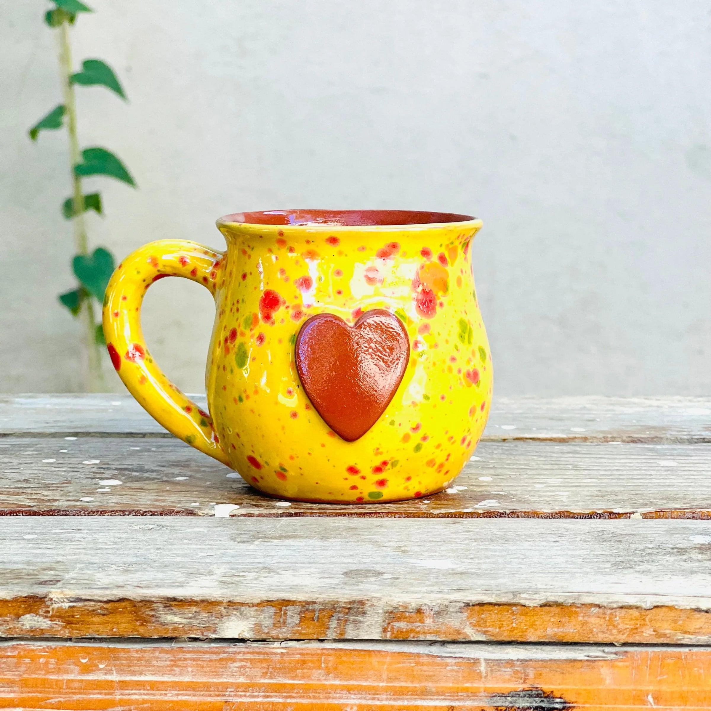 Calliope Heart Mug - Yellow Surprise - BIG FRENCHIES