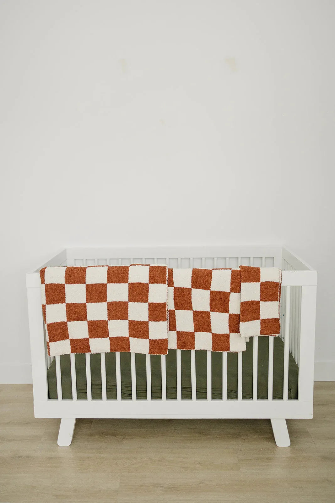 Rust Checkered Plush Blanket - BIG FRENCHIES