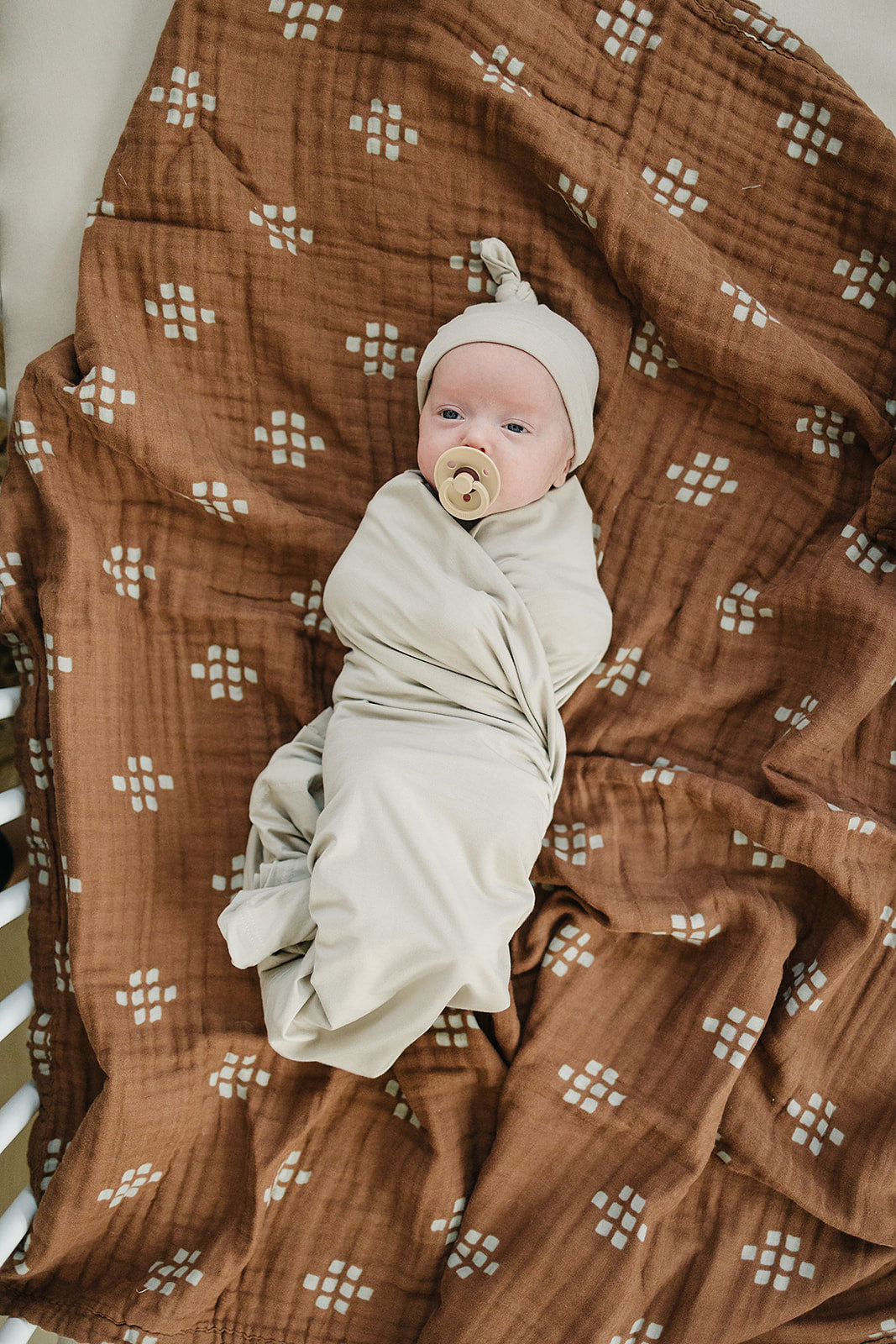Oatmeal Bamboo Newborn Knot Hat - BIG FRENCHIES