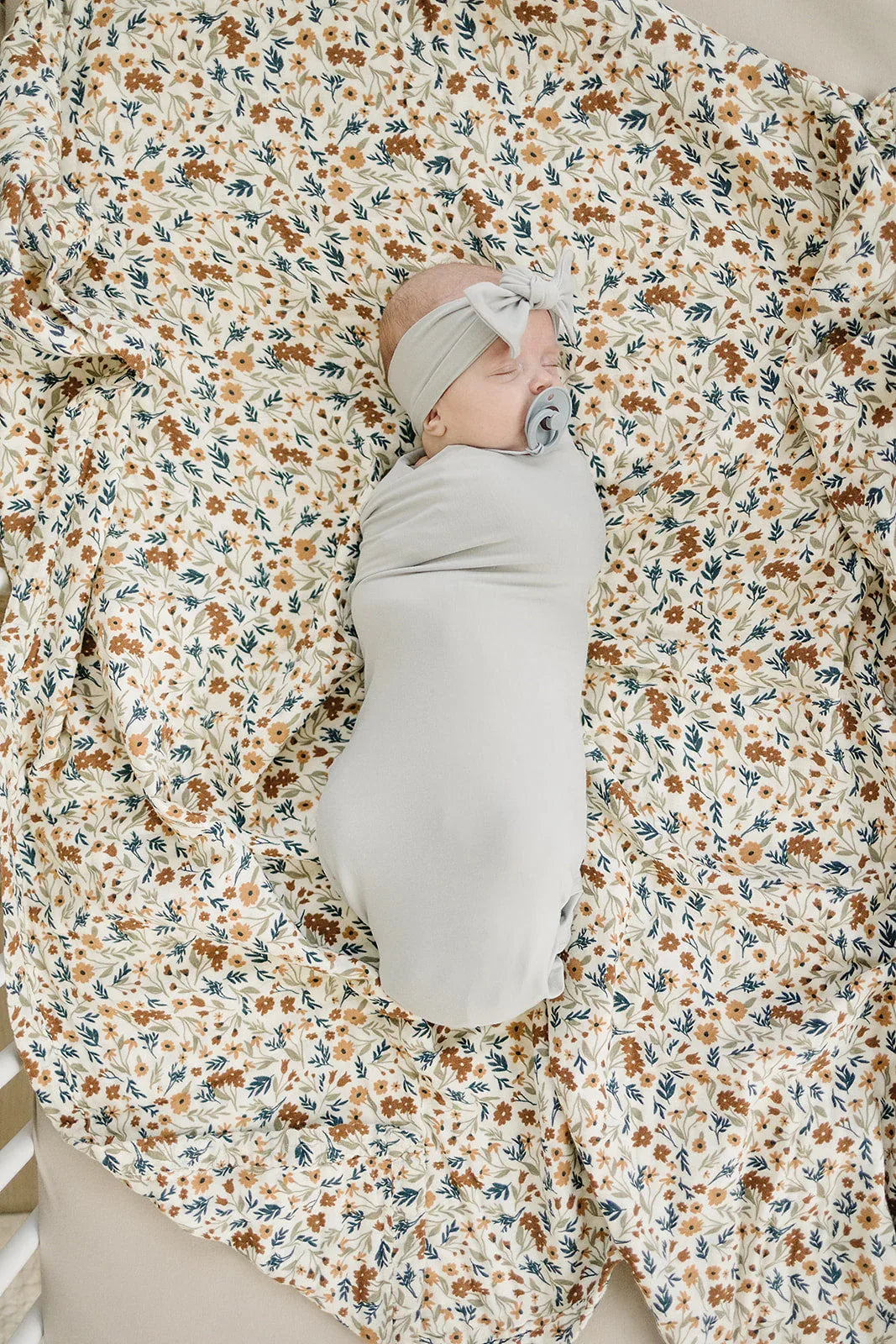 Stone Bamboo Stretch Swaddle - BIG FRENCHIES