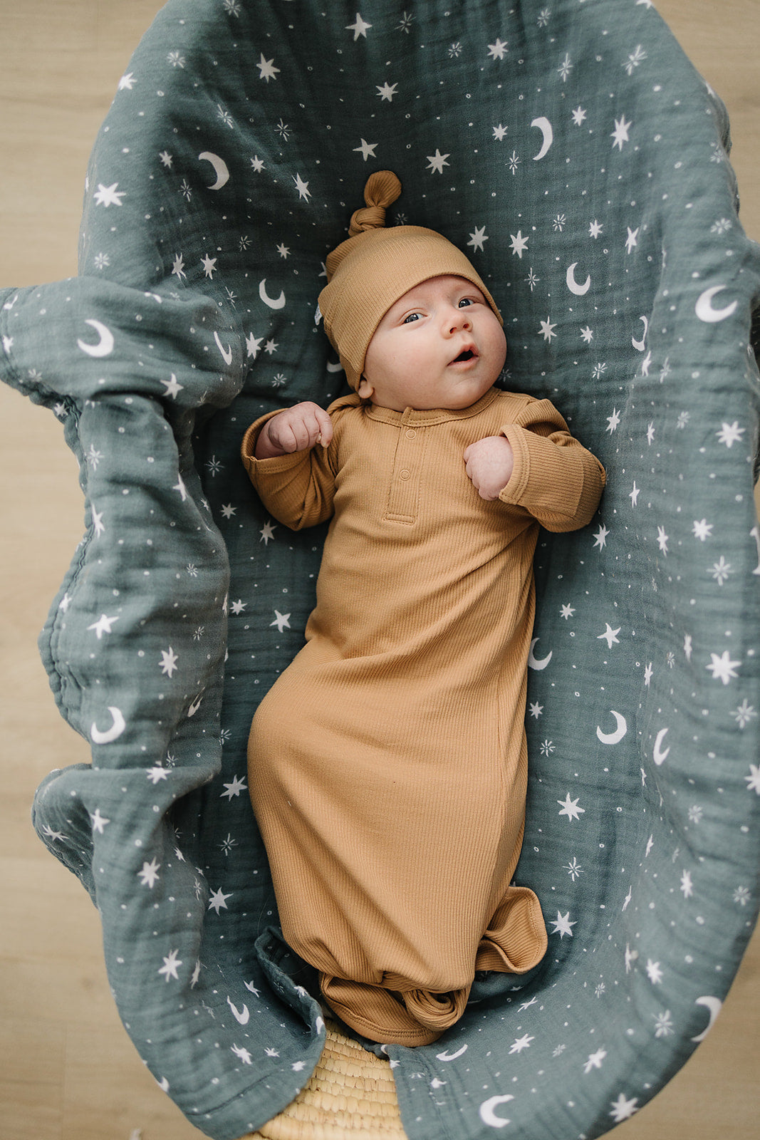 Cafe Organic Ribbed Newborn Knot Hat - BIG FRENCHIES