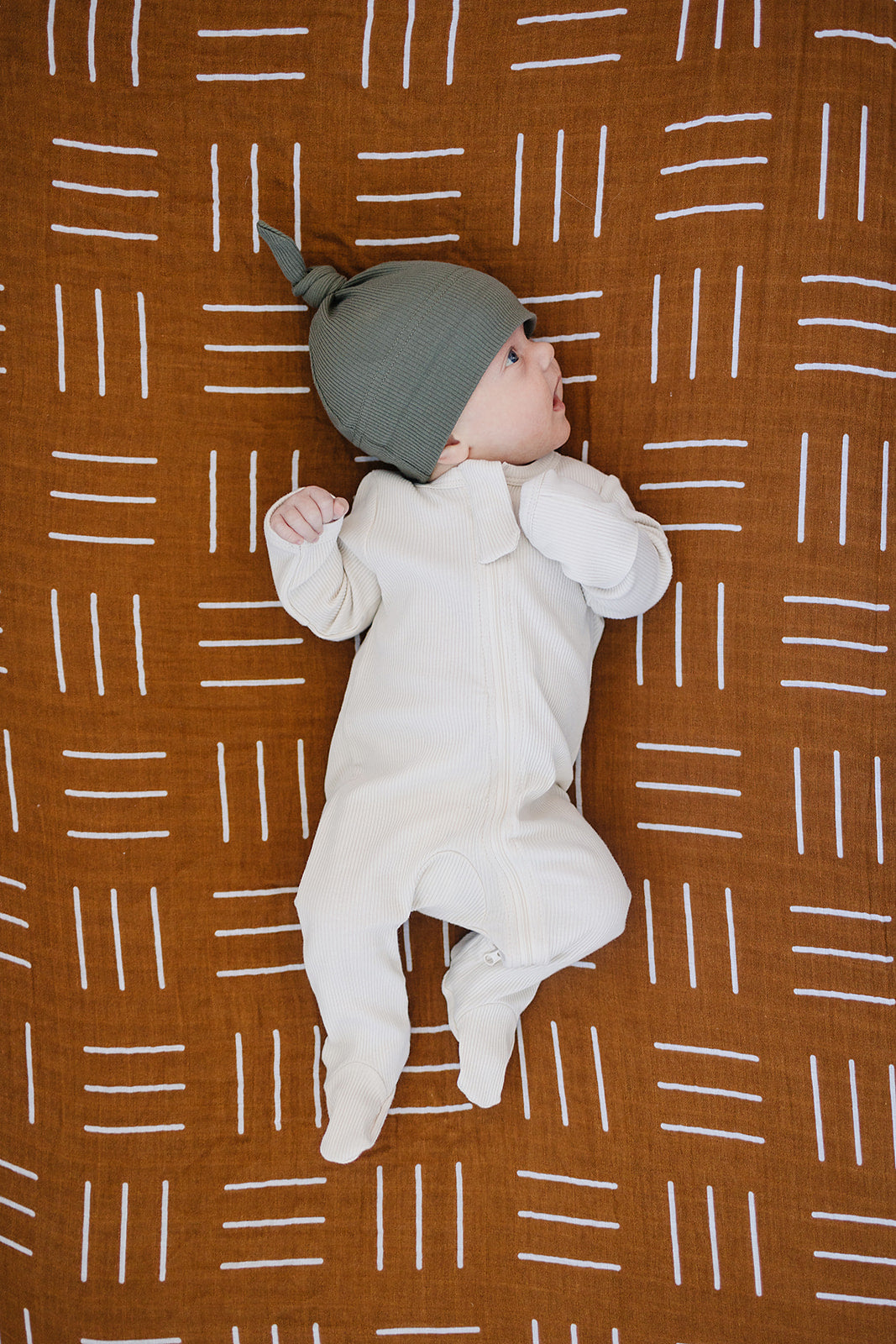 Winter Green Organic Ribbed Newborn Knot Hat - BIG FRENCHIES