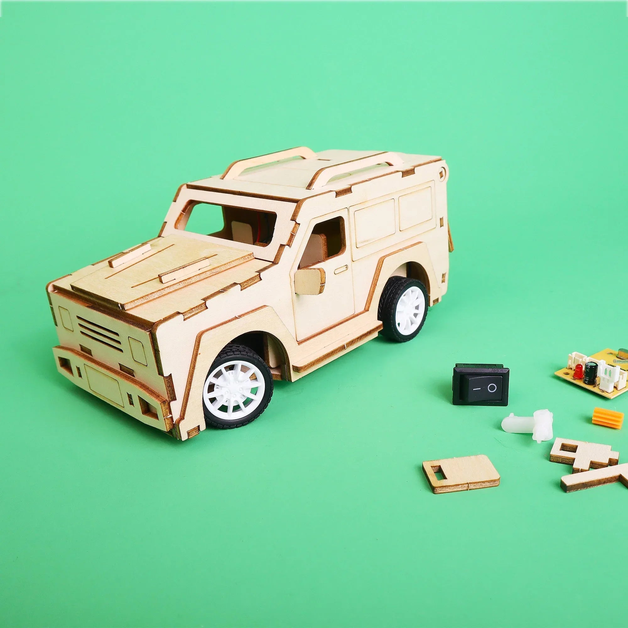 2.4 GHz RC SUV Car DIY Kit, Educational STEM Toy - BIG FRENCHIES