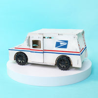 Delivery Truck STEM Kit – Build, Paint & Power a Moving Mail Truck