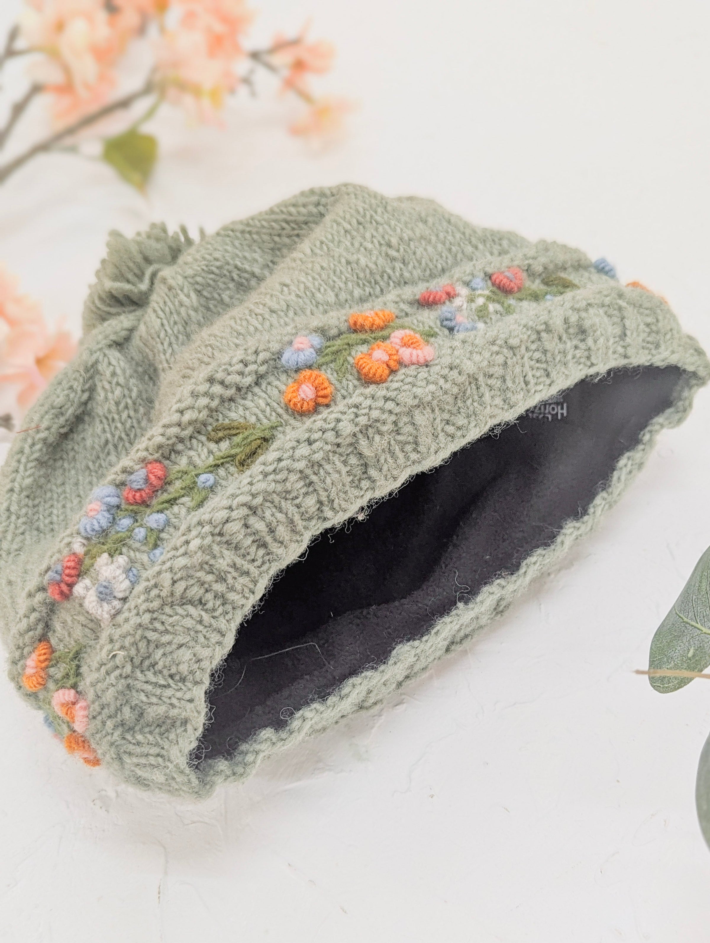 Mathilde Wool Knit Embroidered Hat - BIG FRENCHIES