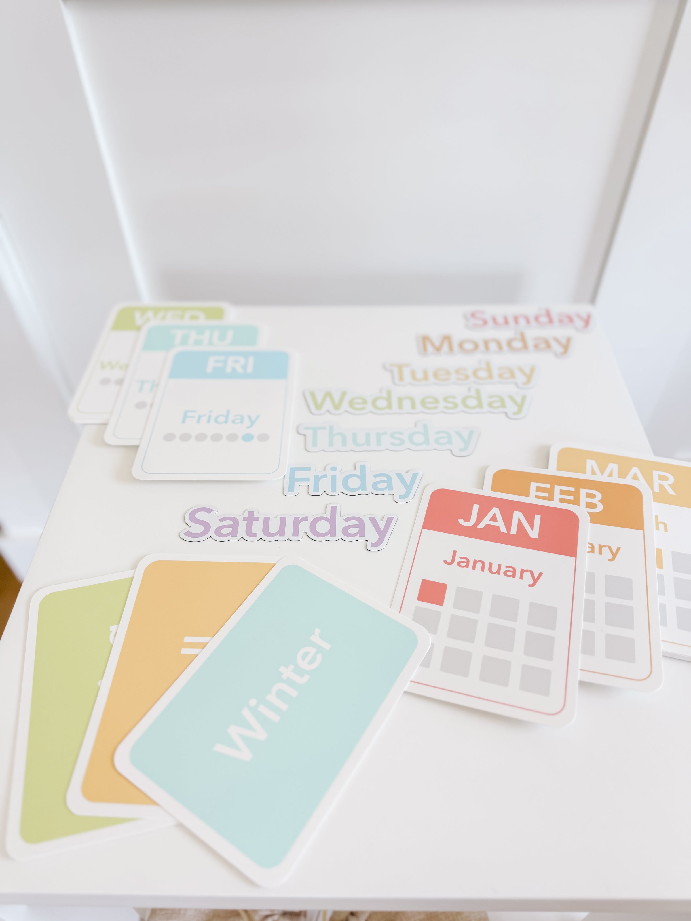 Calendar (Days, Months, Seasons) Flashcards and Magnets
