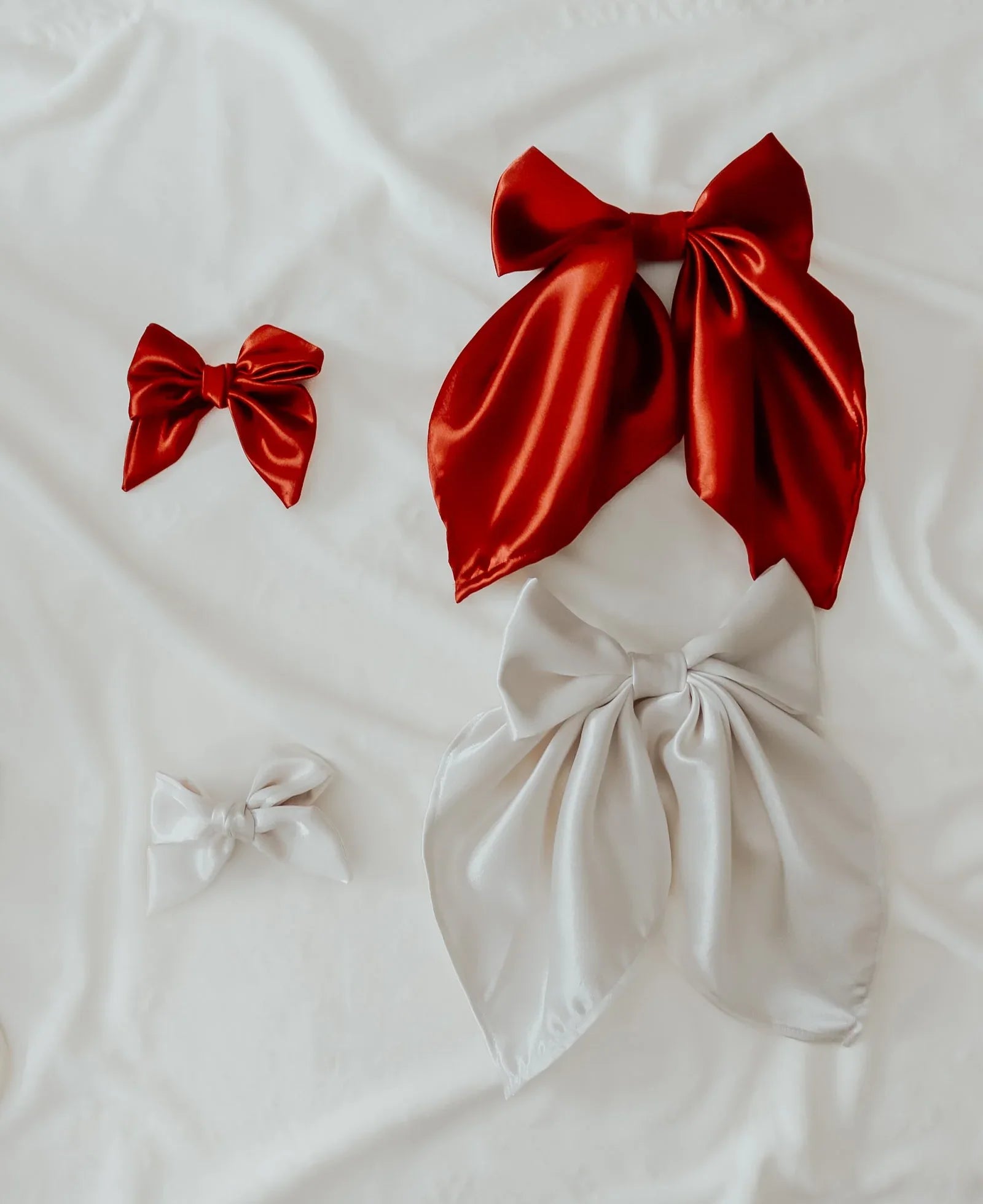Ivorie Holiday Luxury Large Bow Clip - BIG FRENCHIES