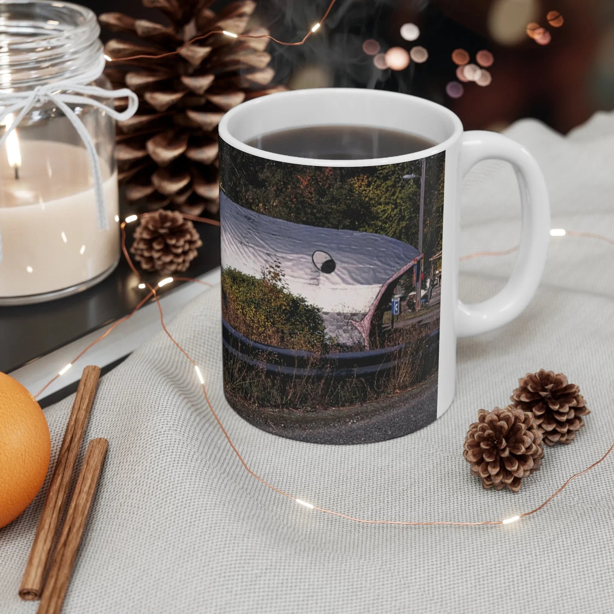 ROADSIDE MUGS - Fish Inn Ceramic Mug 11oz - BIG FRENCHIES