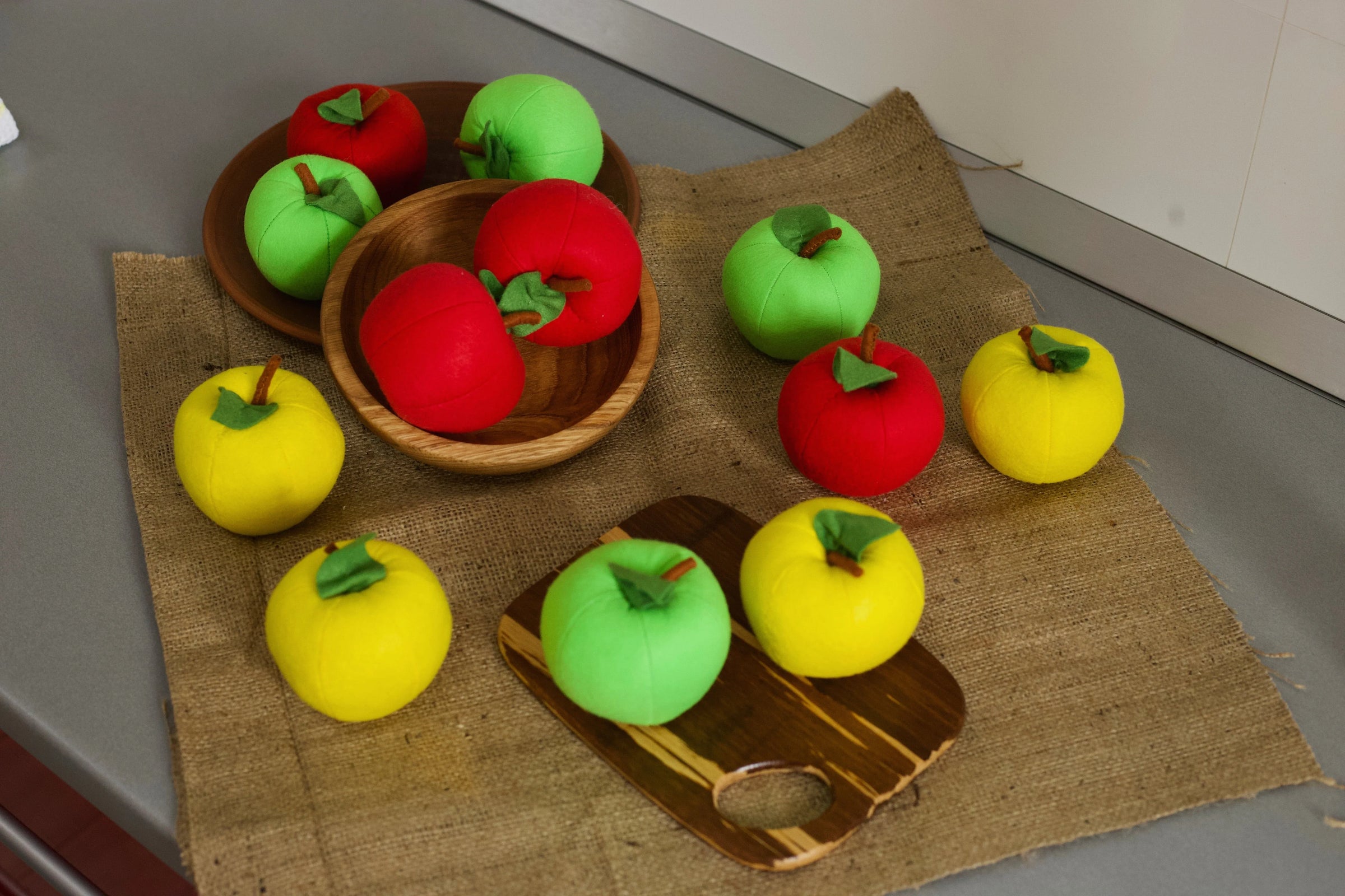Apple felt fruit - BIG FRENCHIES