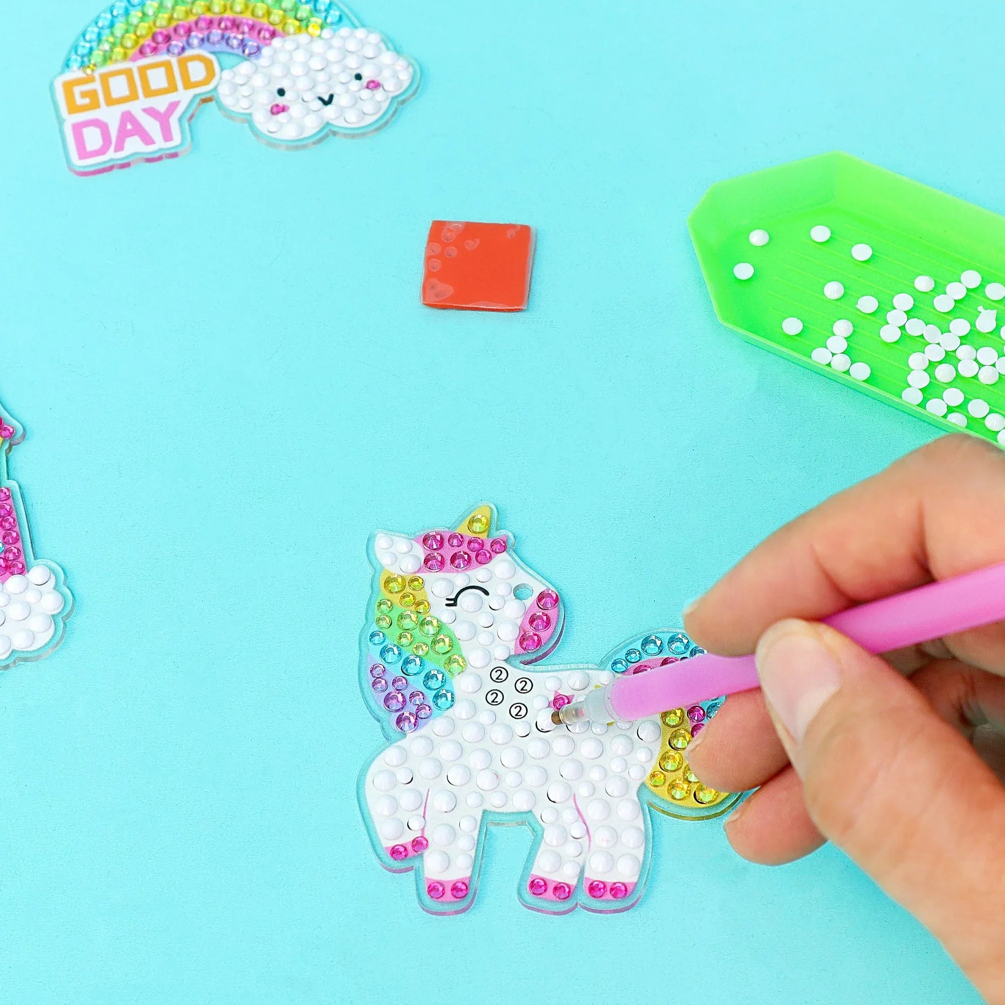 Adorable Keychains Diamond Art Kit – Unicorn (Set of 15) - BIG FRENCHIES