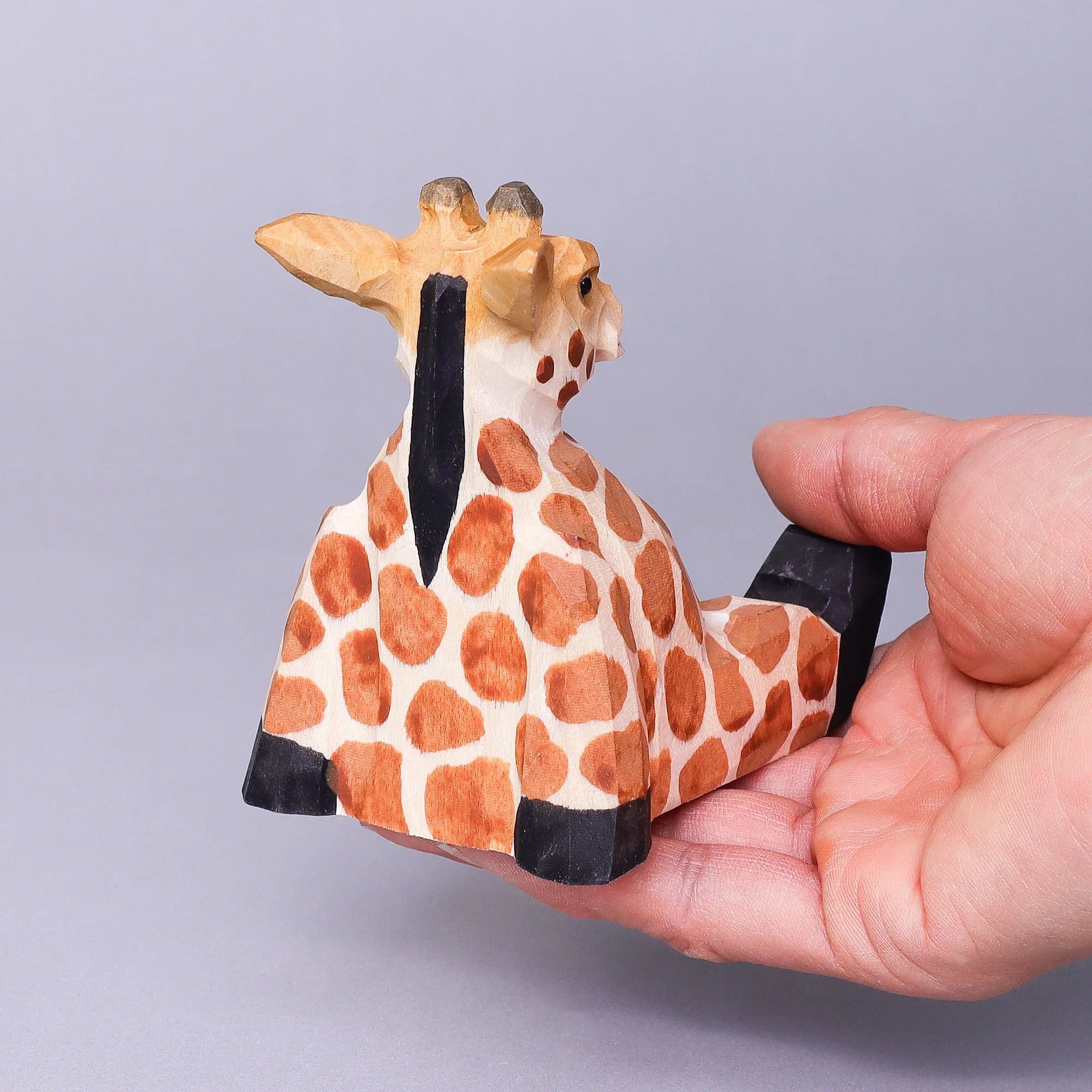 Handmade Wood-Carved Giraffe Cellphone Stand - BIG FRENCHIES