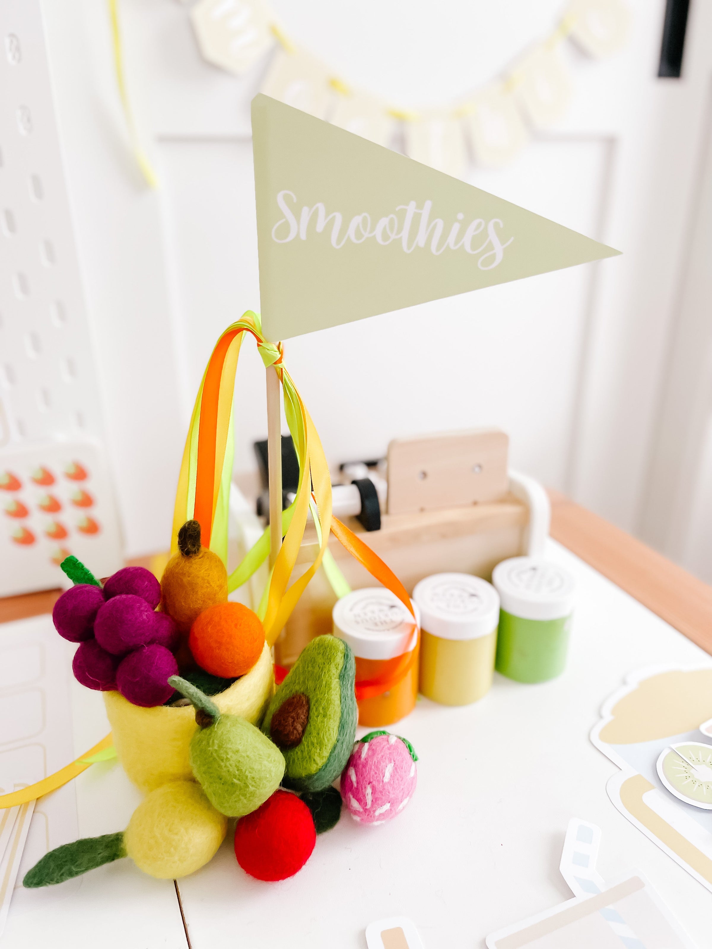 Smoothie Shop Dramatic Play Kit