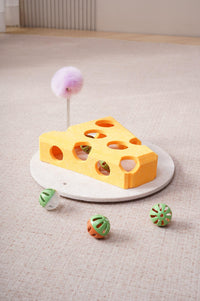 Cat Puzzle Toy With Ball And Spring-loaded Wand Felt Indoor Cat Toy Box Suction Cup Base Treat Puzzle Helps Cats Play In