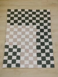 Taupe Checkered Plush Blanket - BIG FRENCHIES