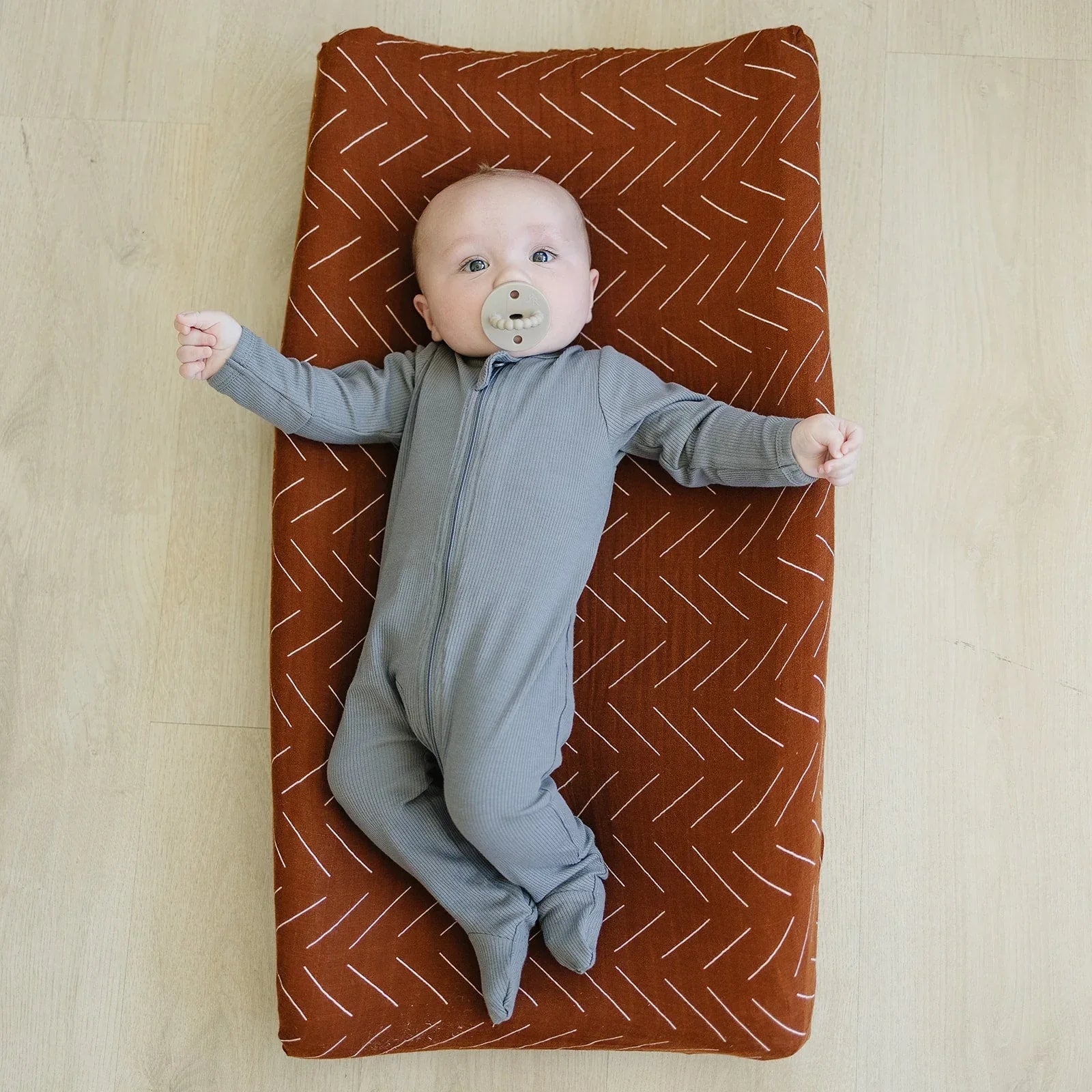 Rust Mudcloth Muslin Changing Pad Cover - BIG FRENCHIES