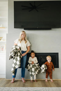 Green Checkered Plush Blanket - BIG FRENCHIES