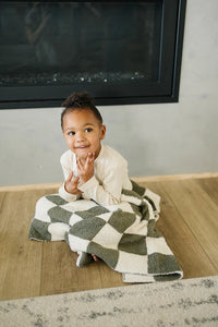 Green Checkered Plush Blanket - BIG FRENCHIES