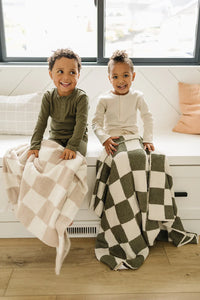 Green Checkered Plush Blanket - BIG FRENCHIES