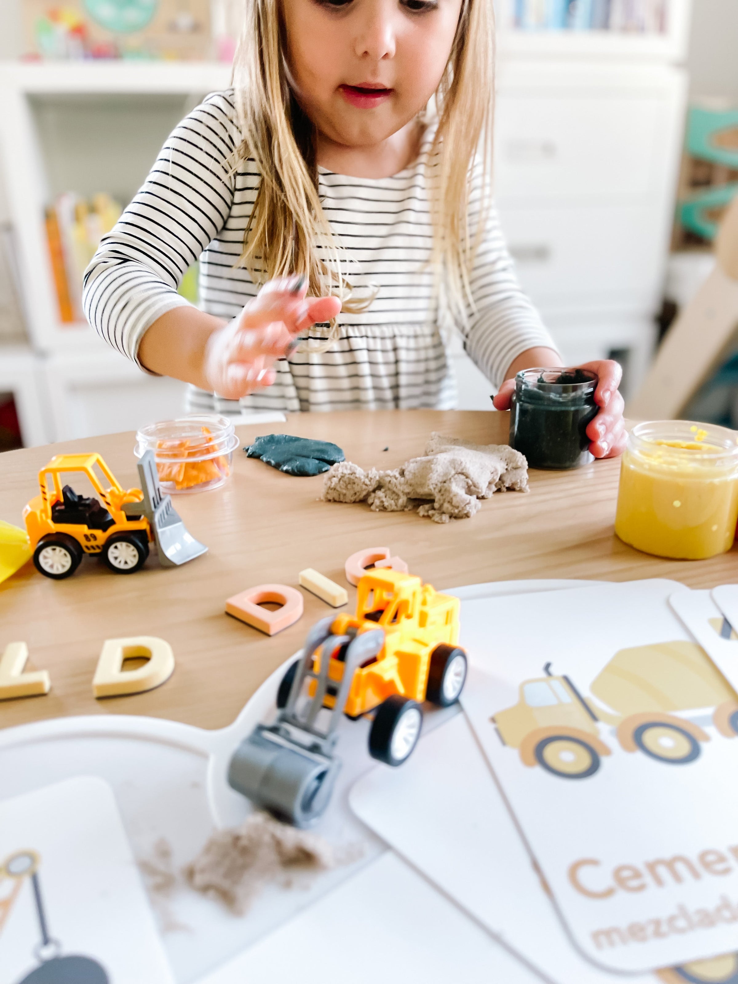 Construction Printable Dramatic Play Kit