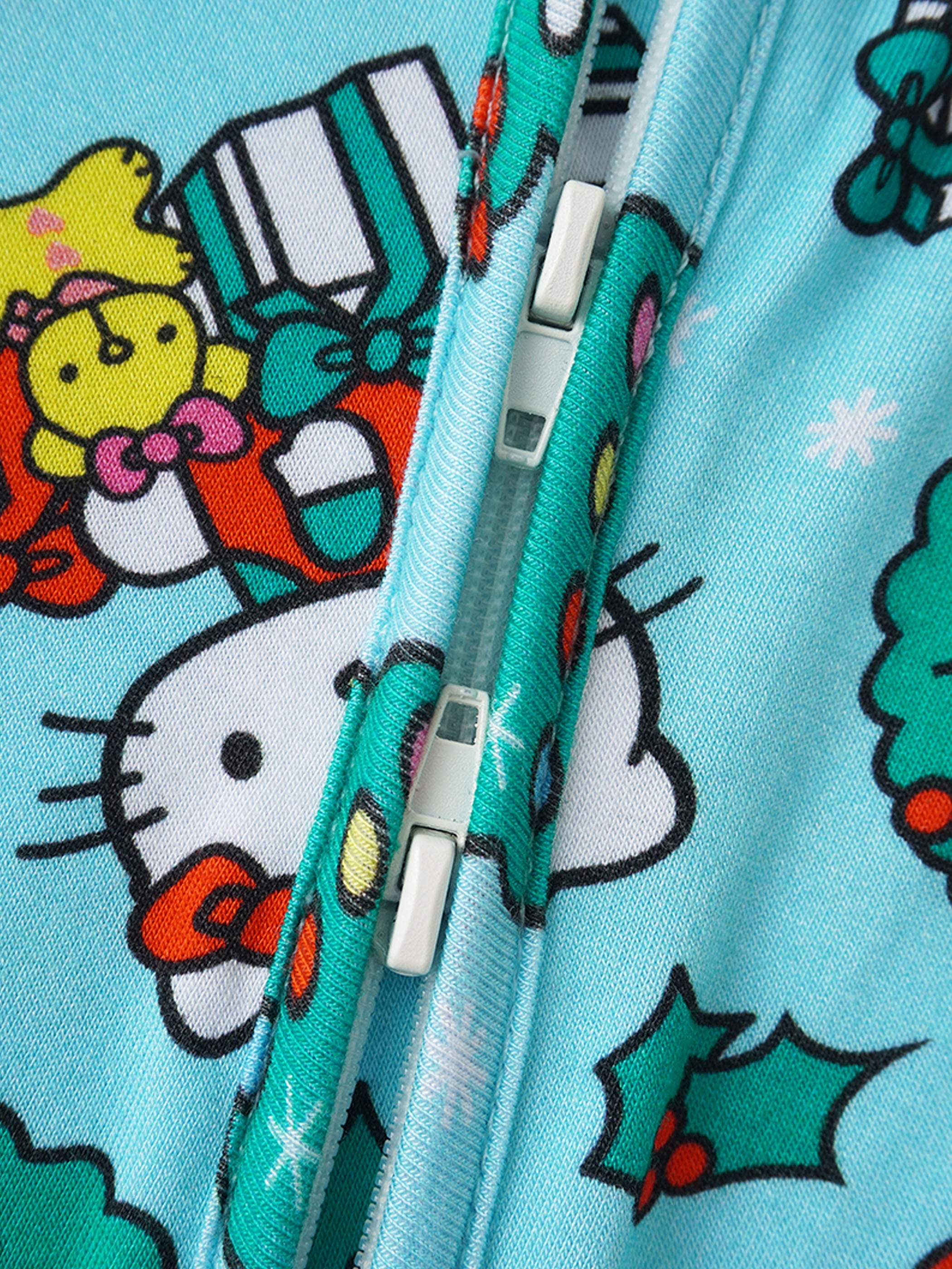 PoshTOT Sanrio Hello Kitty Wreath Bamboo Baby Convertible Zippy Romper