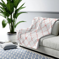 Three Bees Trellis Bow Cozy Sherpa Fleece Blanket - Red - BIG FRENCHIES